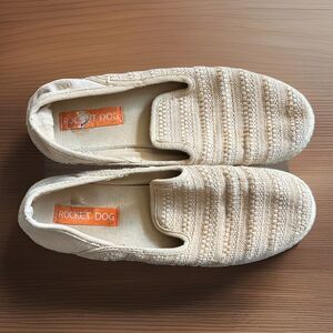 Rocket Dog Women’s 7 Cream Fabric Slip-On Round Toe